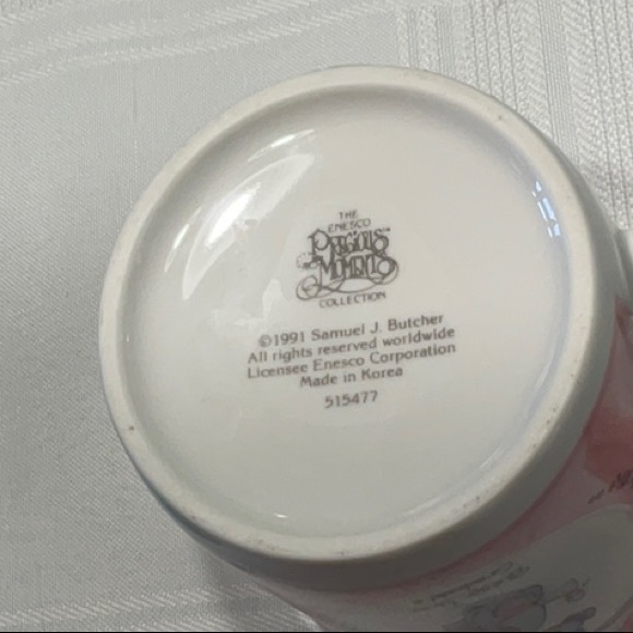 Precious Moments Collection 1991 Enesco Pink and White Mug with Graduation Theme - Picture 6 of 6
